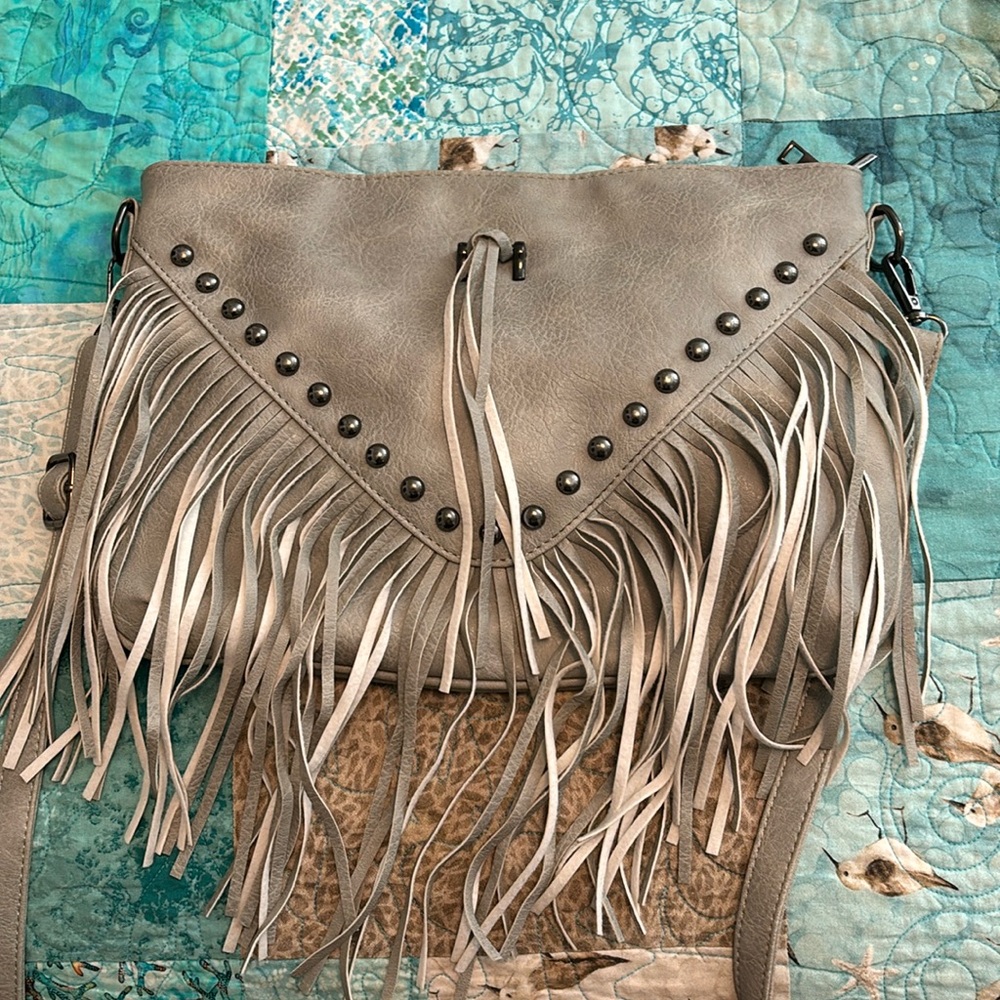 New barely used purse from a cute boutique